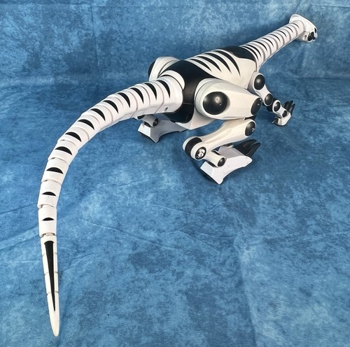 WowWee Roboreptile 2006 - Interactive Dinosaur 28” - Picture 5 of 10