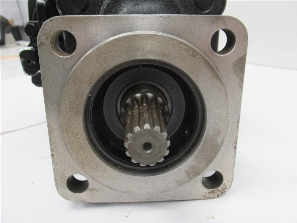 Parker / Chelsea 3149325234, C102D-2.5, CW, bomba de volteo de montaje directo  Foto 3 de 4