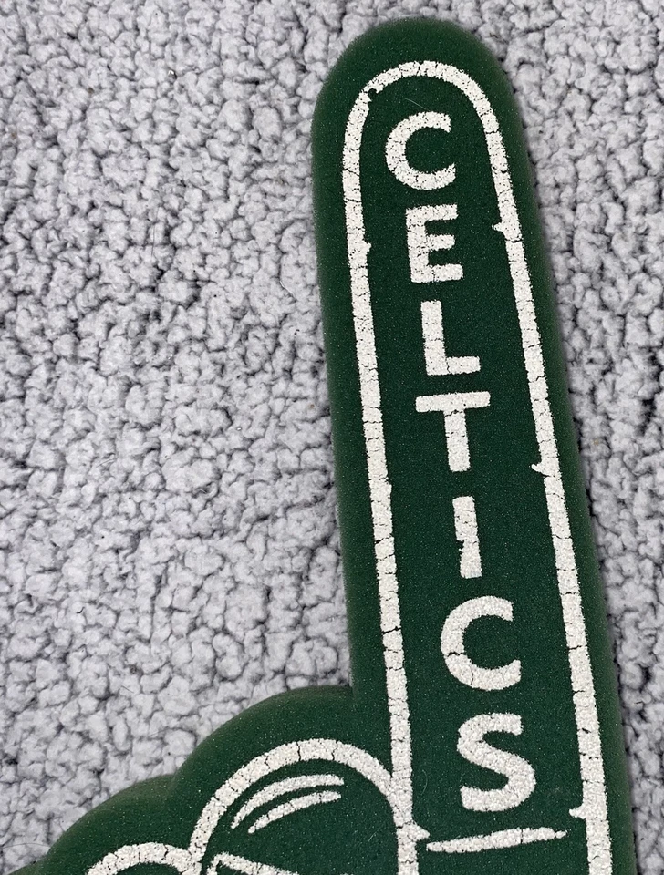 De colección 1984 Boston Celtics espuma dedo recuerdo medidas 18" x 8" usado Foto 3 de 4
