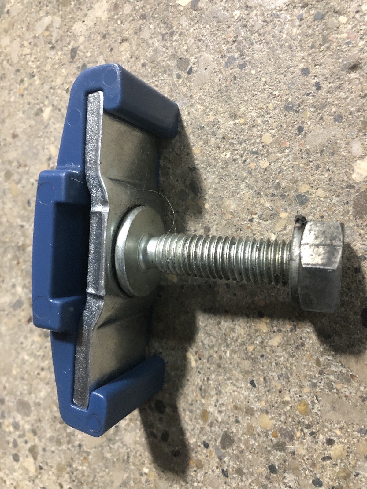 PRIMARY CHAIN ADJUSTER HARLEY DAVIDSON XL SPORTSTER 2004 & UP 4003902