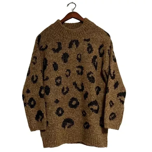 Leopard print deals mock neck