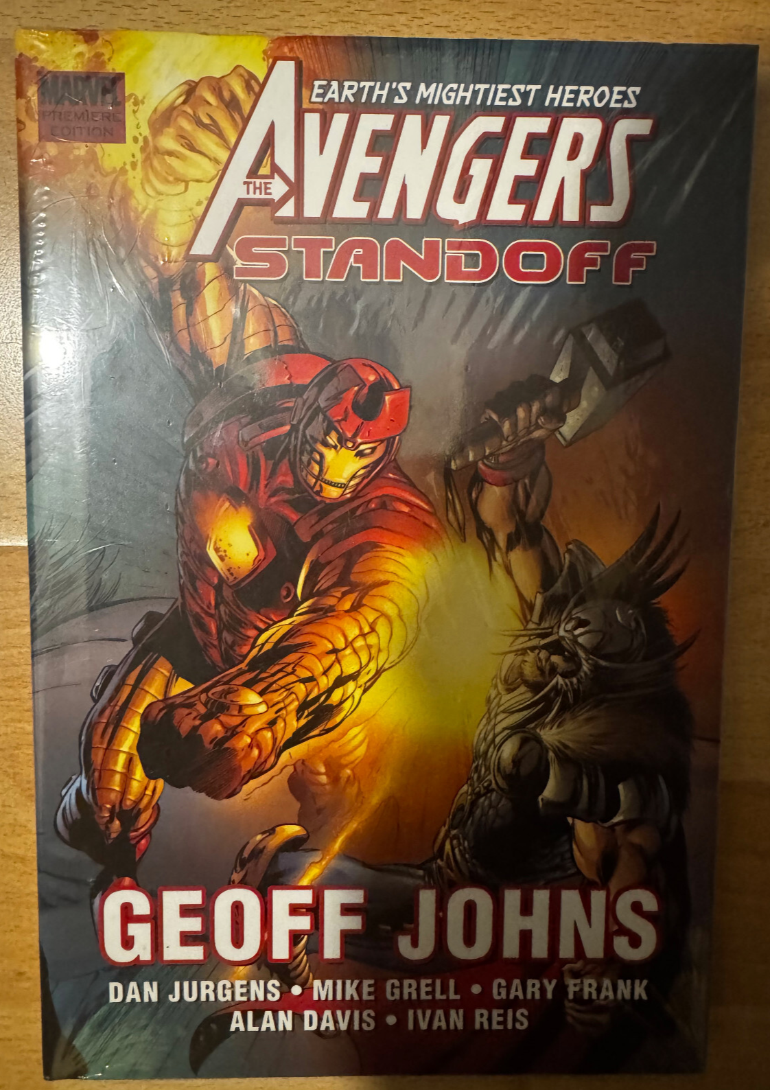 Avengers Standoff Hardback Hardcover Graphic Novel Marvel Comics New Johns Davis