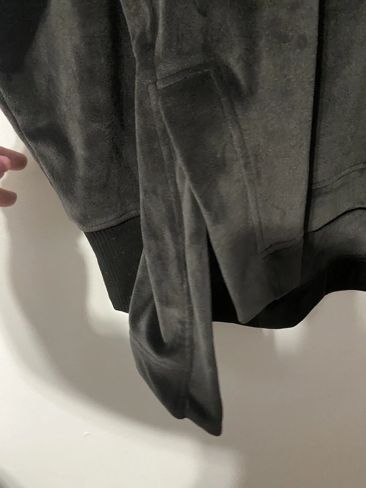 Top de terciopelo manga larga cuello capucha Athletic Works para mujer - negro - talla XXL Foto 3 de 3