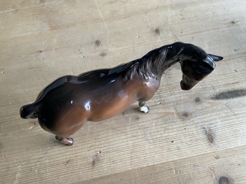 Large Beswick Horse Brown/Black Marked Under Belly - Foto 12 di 14