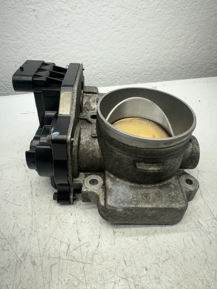 Módulo de montaje de cuerpo de válvula de acelerador Pontiac Grand Prix 2005-2008 3,8 L tracción delantera V6 OEM Foto 4 de 4