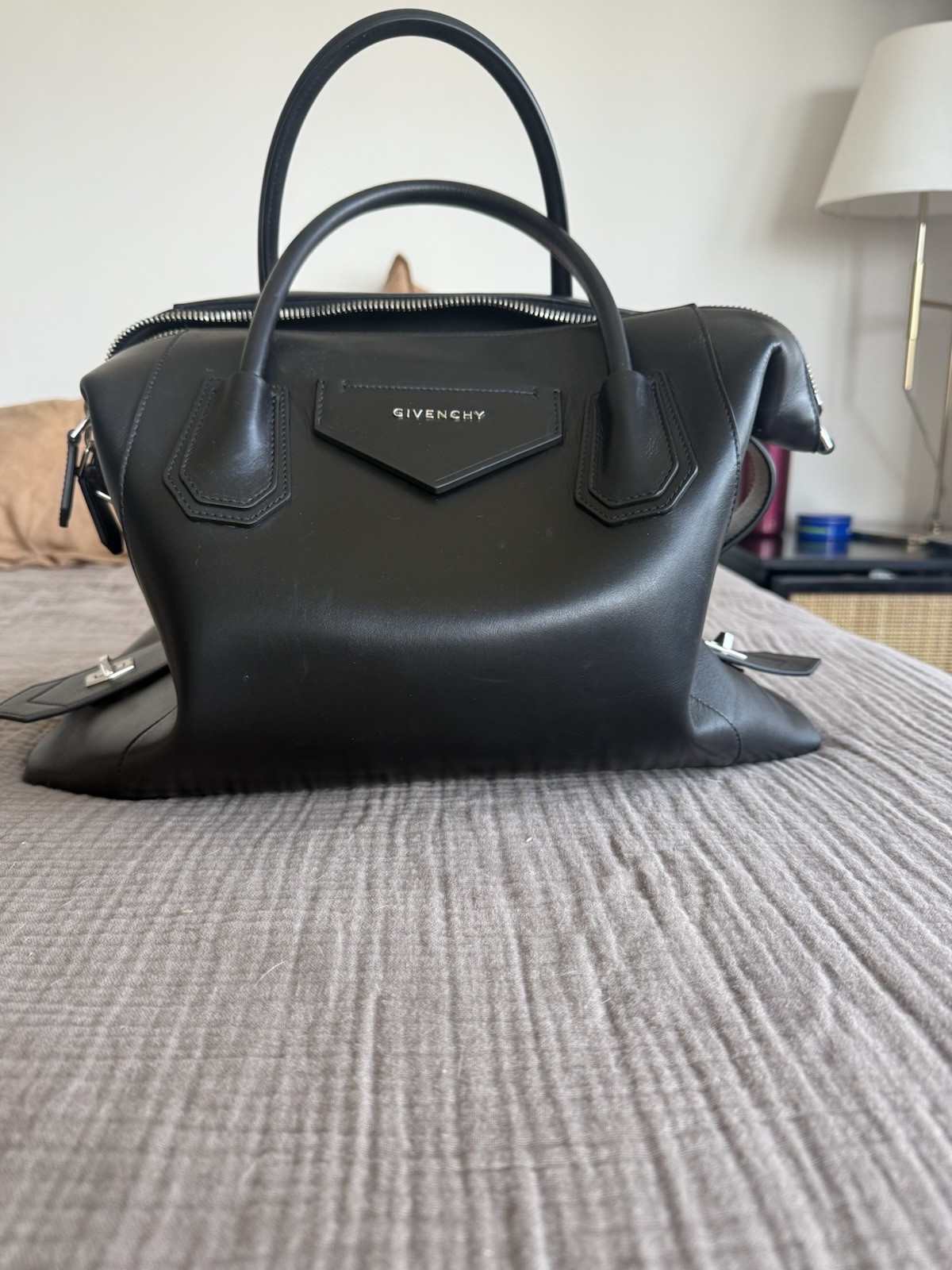 Givenchy Antigona Glazed Satchel Medium Black Leather