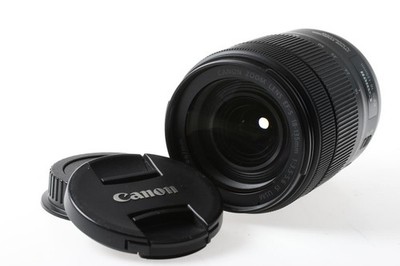 CANON EF-S 18-135mm f/3,5-5,6 Nano IS USM - SNr: 5822019582