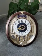  Vintage SEIKO SWAROVSKI Melodies In Motion Musical Clock For Parts Or Repair