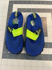 Little Kids Water/Beach/Pool Shoes for Boys/Girls Quick Dry Lightweight Size 11.