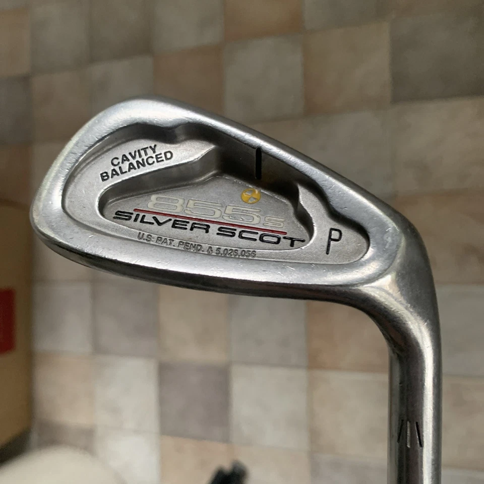 Tommy Armour Golf 855s CUÑA DE LANZAMIENTO ESCOCESA PLATEADA 48* Derecha Acero Tour Paso II R Foto 2 de 4