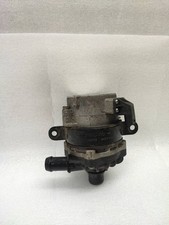 Pompe à eau Volvo XC60
