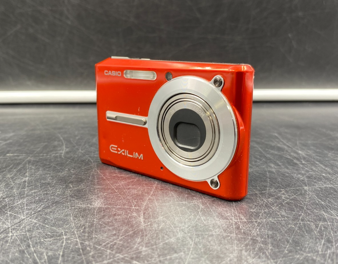 Casio Exilim EX-S500 5.0 MP 3X Zoom Digital Compact Camera Orange