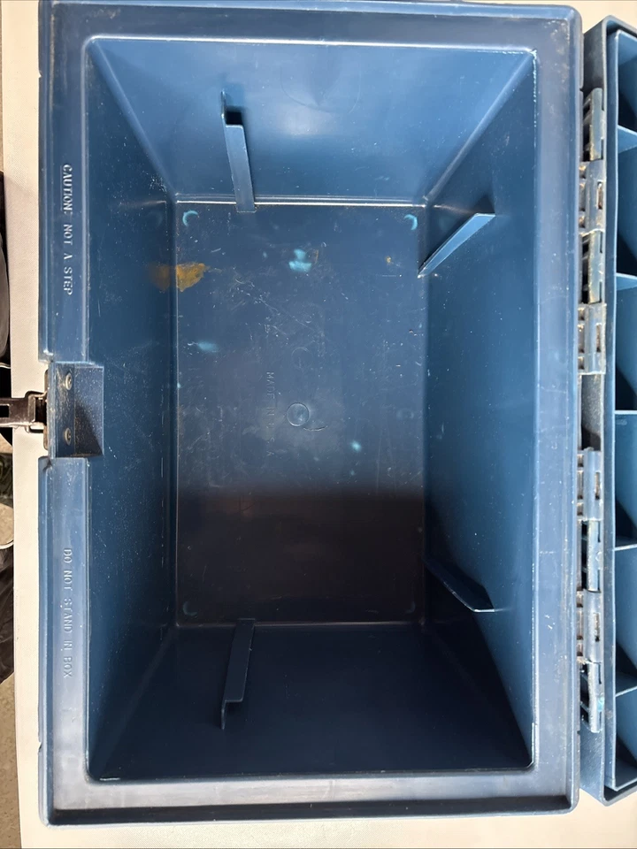 Vintage Stack-on Step Stool Tool Chest Blue 20” X 13” X 14” Made In USA - Image 3 of 4