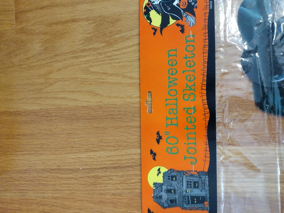 NOVO 2 Lote Vintage Articulado Halloween Die Cut Bruxa e Esqueleto Decoração Retrô Anos 80 90 - Imagem 4 de 4