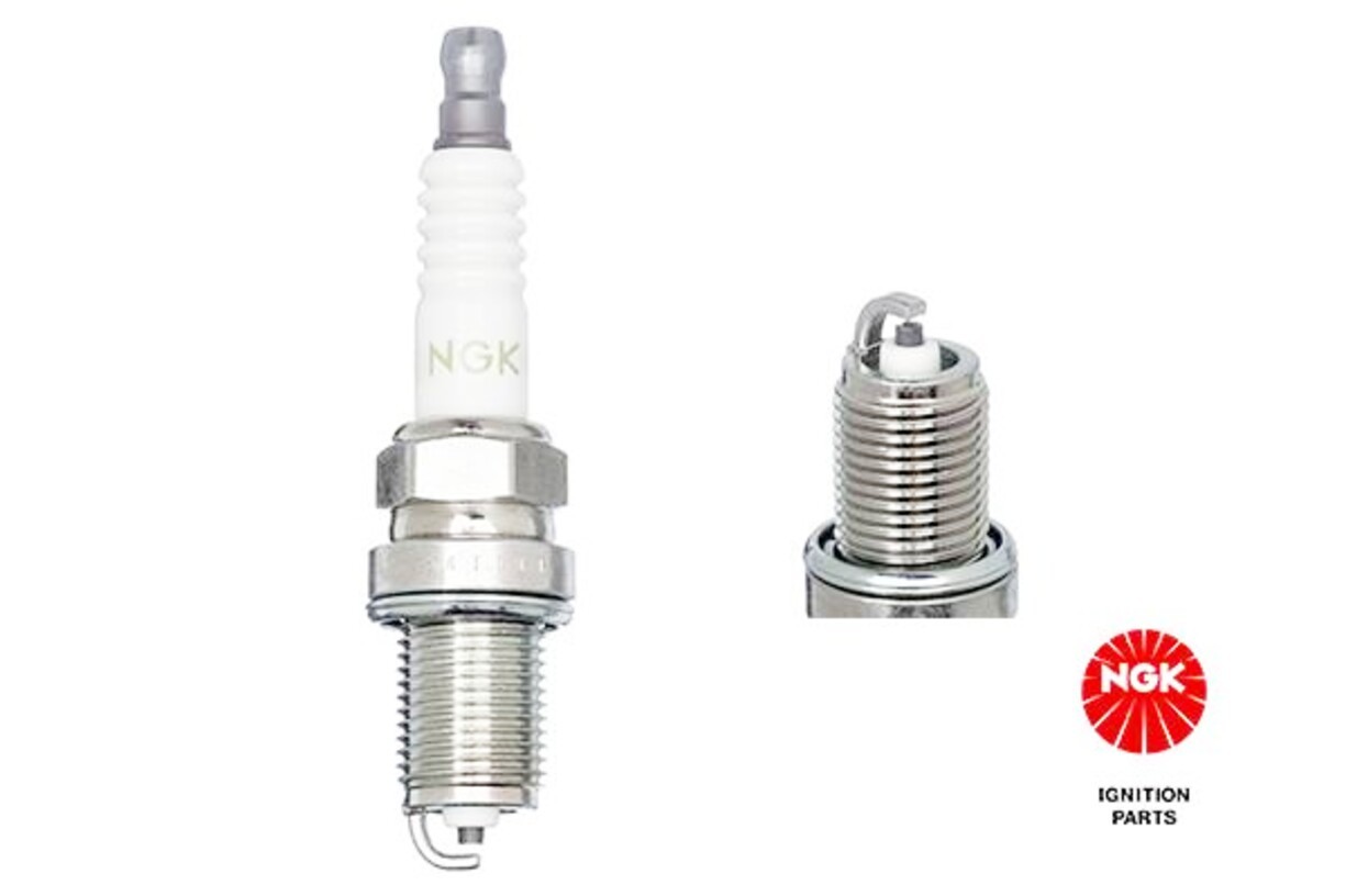 NGK Spark Plug For ALFA ROMEO CITROEN MERCEDES NISSAN PEUGEOT 84-01 22401-40V06
