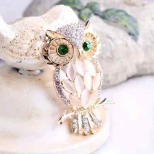 Stunning Owl Opal Brooch Elegant Rhinestone Animal Pin for Women's Clothing Gift