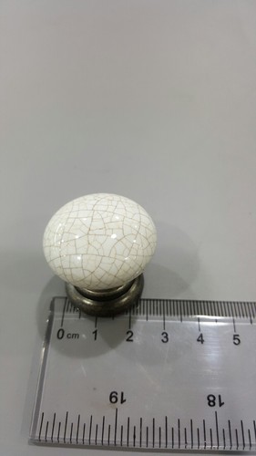 WHITE/GREY CRAZE RUTLAND 30MM CERAMIC KNOB PEWTER ROSETTE - Picture 4 of 10