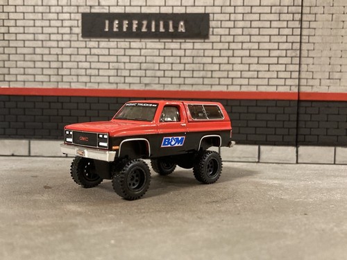1991 Chevy Blazer K5 Lifted 4x4 Truck 1/64 Diecast Custom Off Road Greenlight - Picture 10 of 15