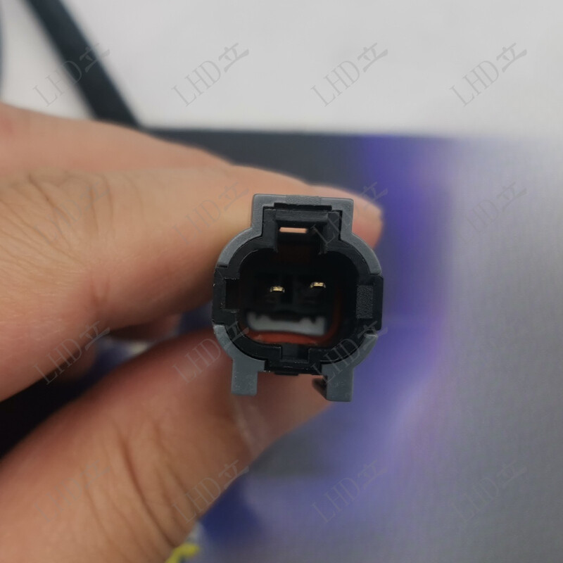 24V Swing Solenoid Valve 0976504 For Hitachi ZX240LC-5G
