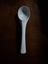 VINTAGE Rubbermaid Ice Cream Scoop Light Blue Plastic