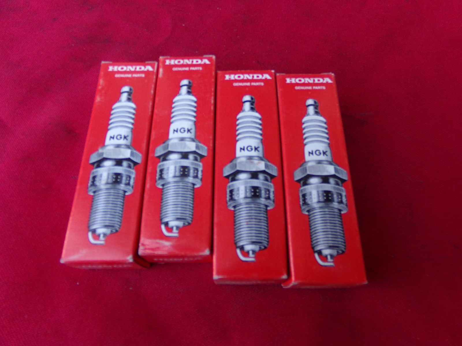 NGK SPARK PLUG BPR6ES-11 4 PACK NEW
