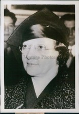 Woman Wearing Mortarboard-Like Hat And Lamb Coat Education 5X7 News Photo