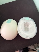Willow Wearable Breast Pump with Container Bundle