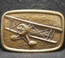 XD21140 VINTAGE 1970s OLD AIRPLANE AIRCRAFT BIPLANE MENS BRASS BELT BUCKLE