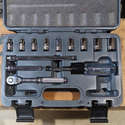 Cougar Pro Socket Wrench Set 1/4'' Drive SAE 13 Pieces A21