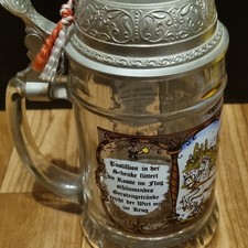 Glas Bierkrug mit Zinndeckel, Trink-Spruch, Motiv Kutsche &ndash; Bier & Brauerei