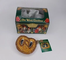 The Merck Family Old World Christmas Pretzel Ornament 2008 Golden Glow