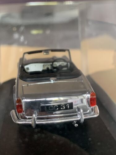 3 X TRIUMPH 1/43 CHROME CAR MODELS: TR4 TR7 V8 HERALD BY CORGI VANGUARDS LCC LIM - Picture 9 of 11