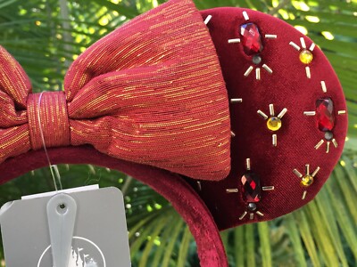 Disney Parks 2021 Cranberry Red Christmas Holiday Minnie Ear  display picture 2