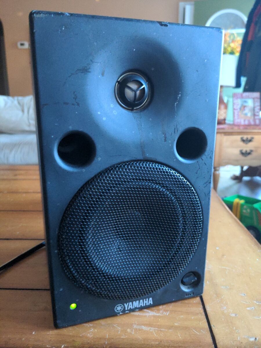 Yamaha MSP5 Studio Powered Monitor Speaker X 2 for sale Yamaha MSP5 Studio Powered Monitor Speaker X 2 for sale