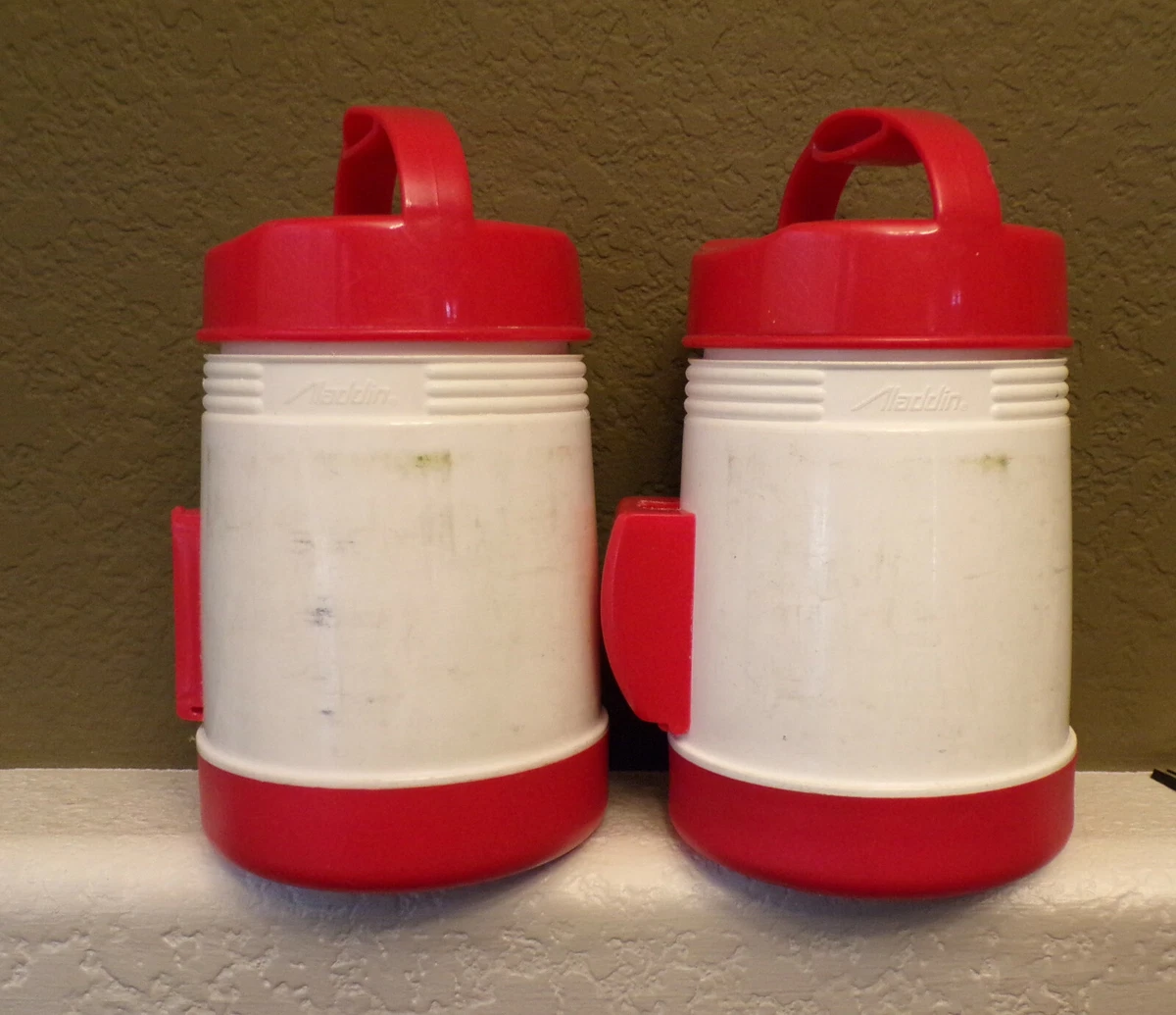 2~Aladdin Red/White Plastic Microwave Safe Portable 10oz. Soup Thermos-No  Spoons