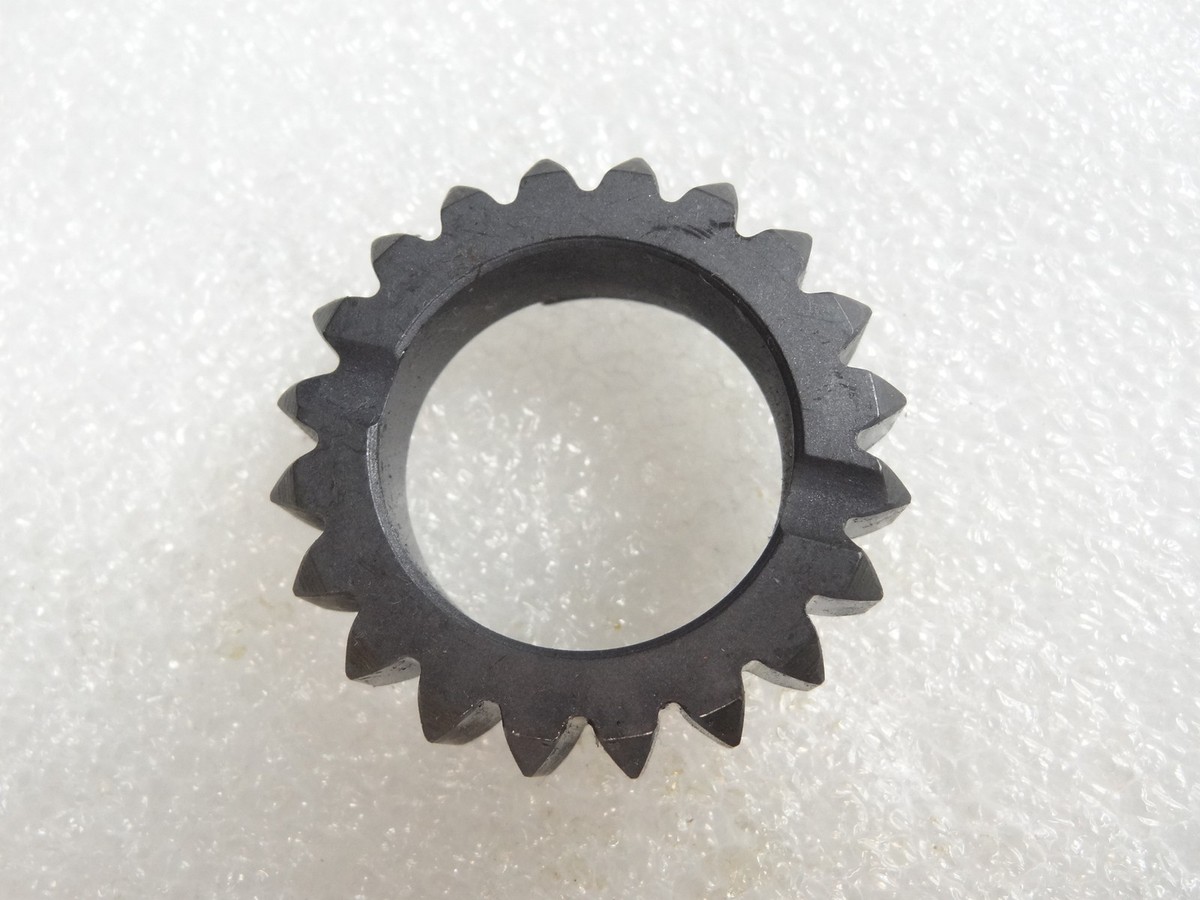 Kawasaki NOS NEW 13075-007 Kickstarter Pinion F5 F8 F9 F81M Big