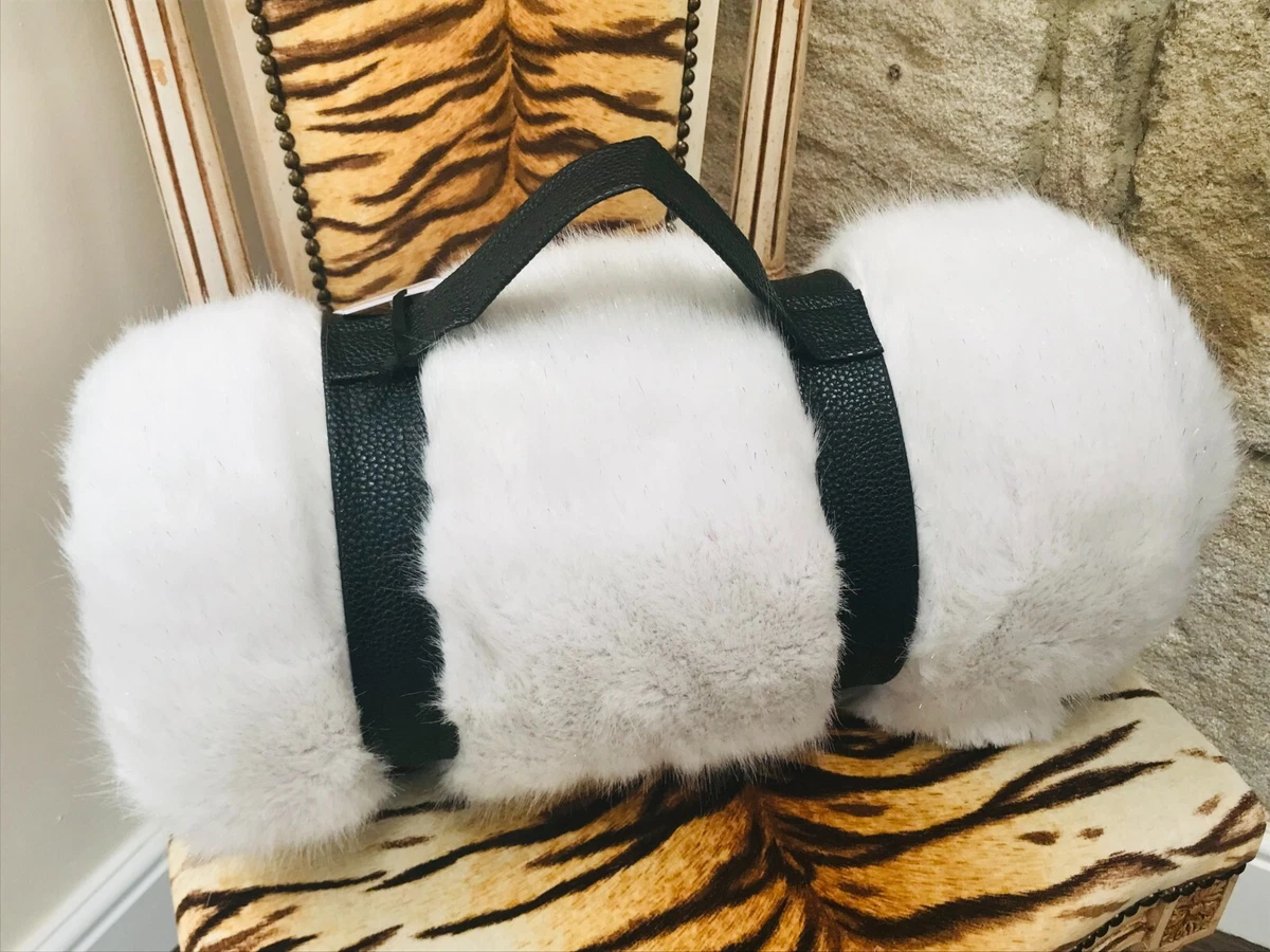 NEW LINEA LUXURY WHITE SPARKLE FAUX FUR THROW SIZE 130CM X 170CM