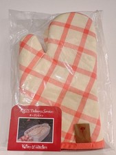 Ghibli Park Limited Kiki's Delivery Service Witch's Valley Oven Mitts Unopened