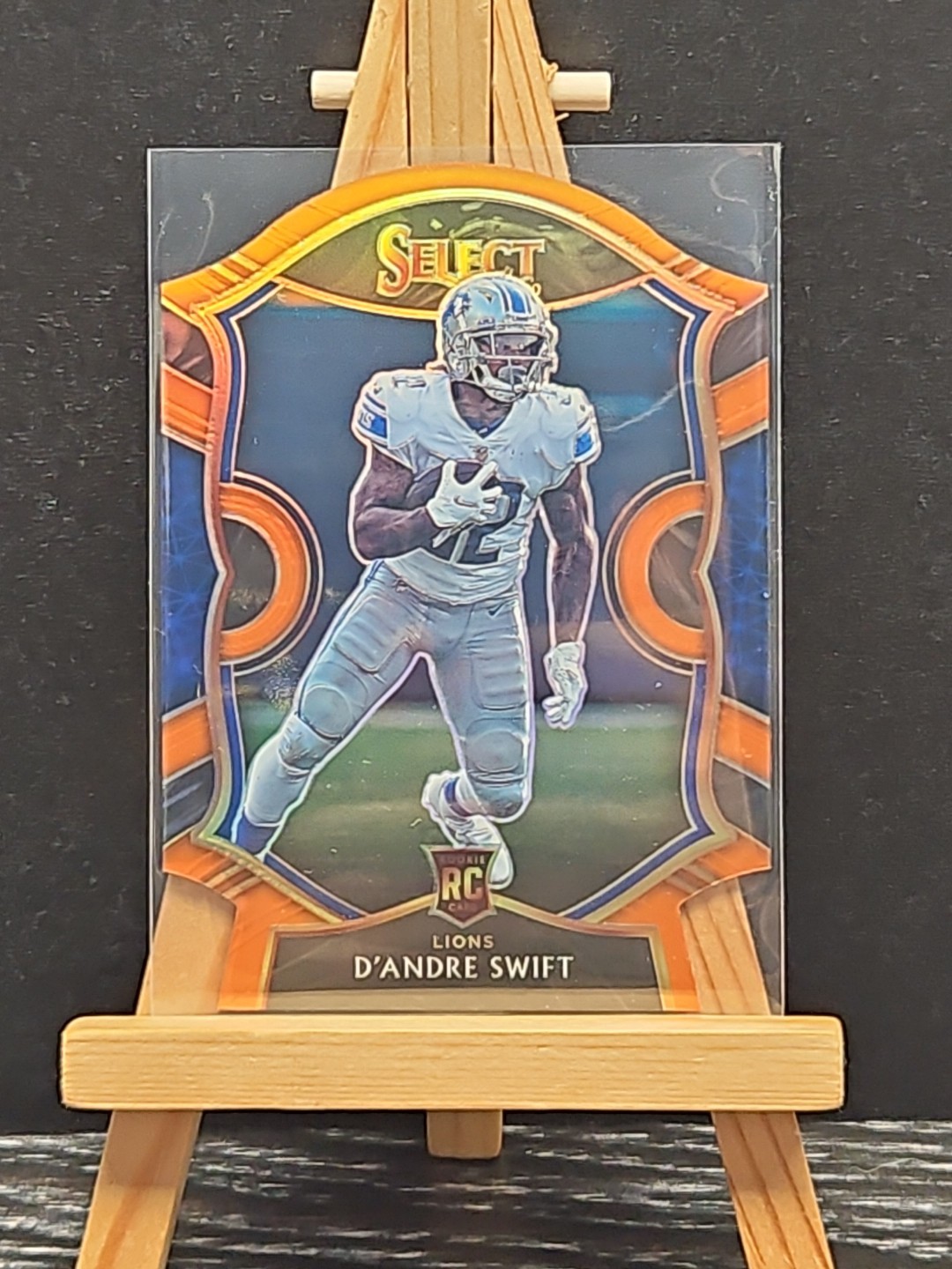 2020 Panini Select - Concourse D'Andre Swift #51 Orange Prizm Die-Cut (RC)