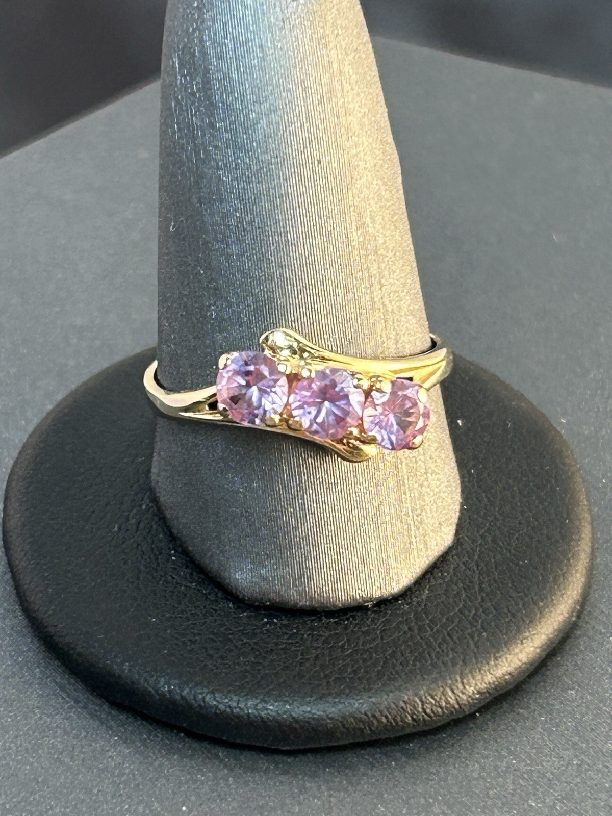 Lavender Bloom Three Stone Amethyst Ring 10K Yell… - image 13