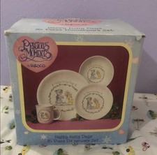90s Vintage Precious Moments Happy Holly Days 16 Piece Dinnerware Set