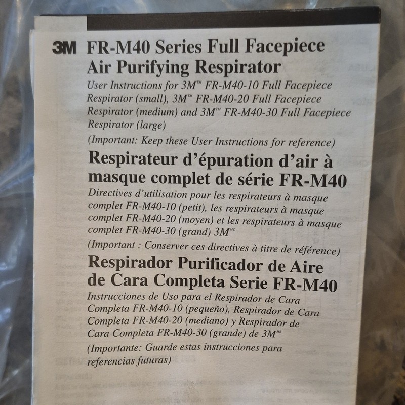 3M FR-M40 Series Full Face Air Purifying Respirator Mask L MPN FR-M40-30