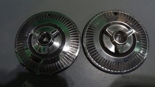 1963 1964 1965 Plymouth Valiant Barracuda Spinner Hubcaps. Pair. 63 64 65. 1963 1964 1965 Plymouth Valiant Barracuda Spinner Hubcaps. Pair. 63 64 65.
