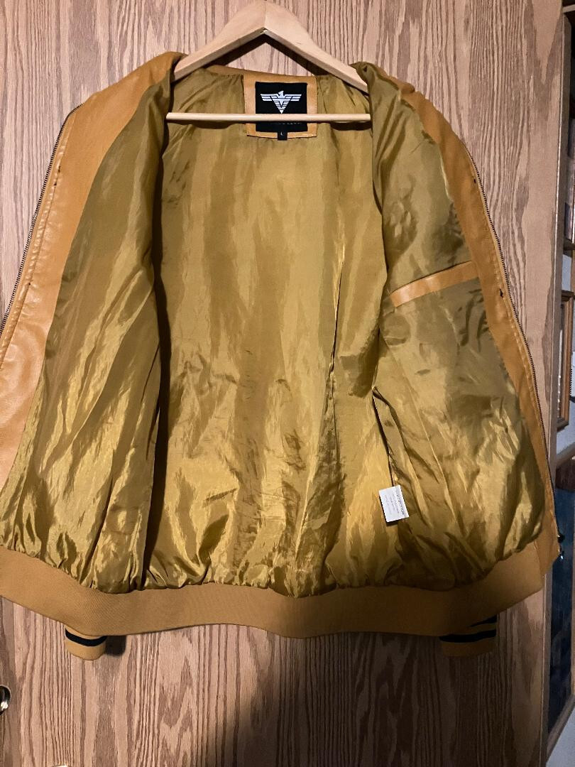 VIP COLLECTION VARSITY JACKET (SIZE LARGE) - image 2