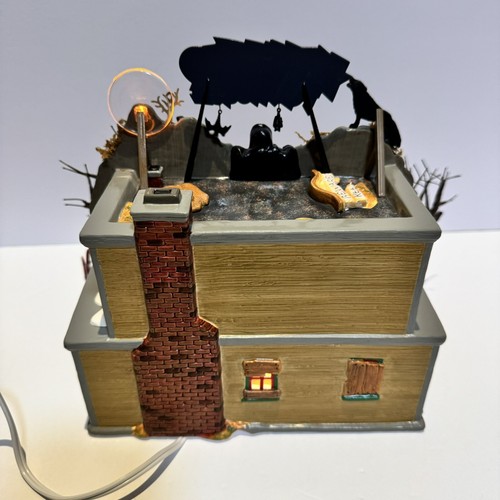 Department 56 Snow Village Halloween HAUNTED FUN HOUSE 2001 Works Moves 55094 - Bild 6 von 12