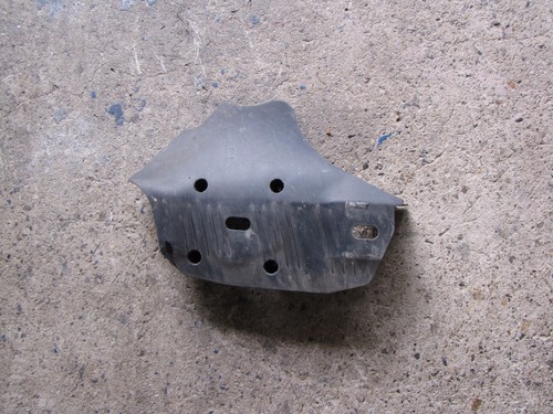 BMW 1er F20 F21 LCI Abdeckung Hinterachse hinten rechts 6796138