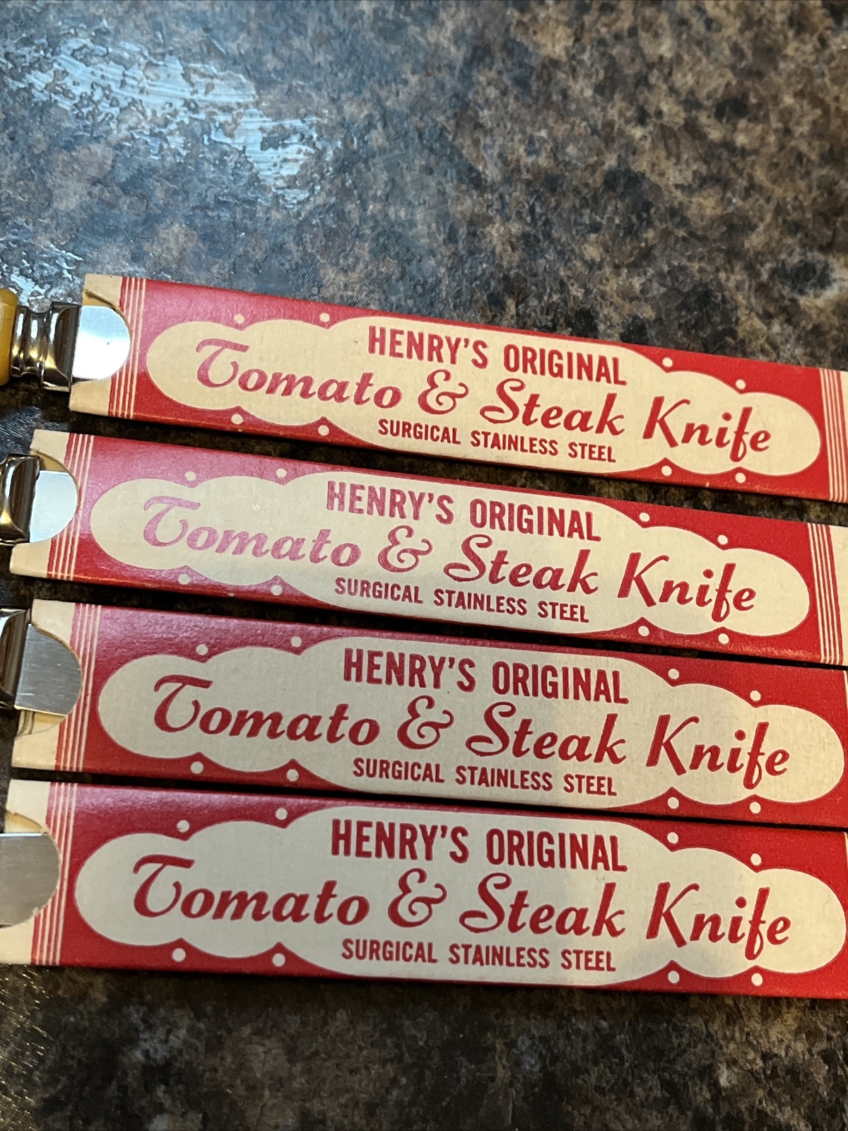 4 VINTAGE 40s50s HENRY'S ORIGINAL TOMATO & STEAK KNIFE BUTTERSCOTCH