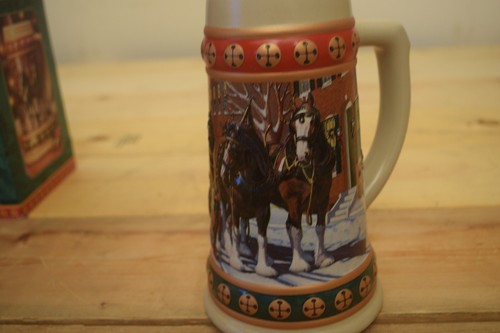 Vintage 1994 Budweiser Holiday Stein Hometown Holiday NIB with COA - Picture 6 of 9