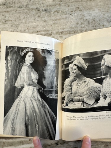 Royal Mother The Story Of Queen Mother Elizabeth and Her Family HC 1954 Vintage - Picture 12 of 22