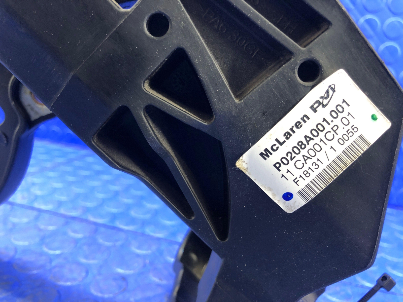 2016 2017 2018 2019 2020 2021 MCLAREN 570S OEM BRAKE PEDAL ASSEMBLY CA001CP